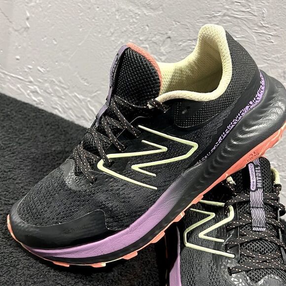🔥 NEW BALANCE DYNASOFT NITREL V5 WTNTRRB5  TRAIL RUNNING SHOES Women Sz 10 - EU - Picture 2 of 14